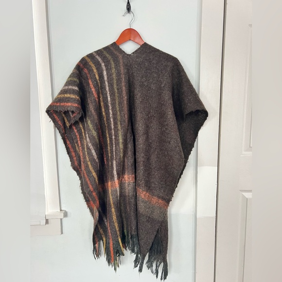 Vintage stripe 100% alpaca asymmetrical felted ruana / poncho / shawl - Picture 3 of 5
